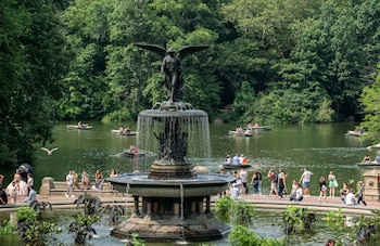 Giselle, interpretada por Amy Adams,