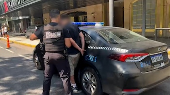 Robo y persecución: así detuvieron