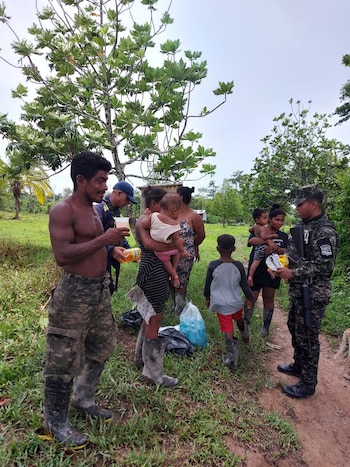 El desbordamiento del río Patuca mantiene en emergencia a Ahuas, Wampusirpi y Brus Laguna por las inundaciones en La Mosquitia.