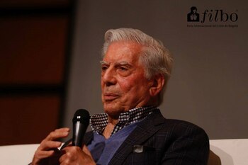Mario Vargas Llosa en la