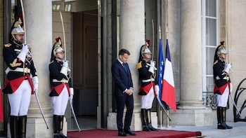 Macron recibirá al primer ministro libanés el próximo martes en París