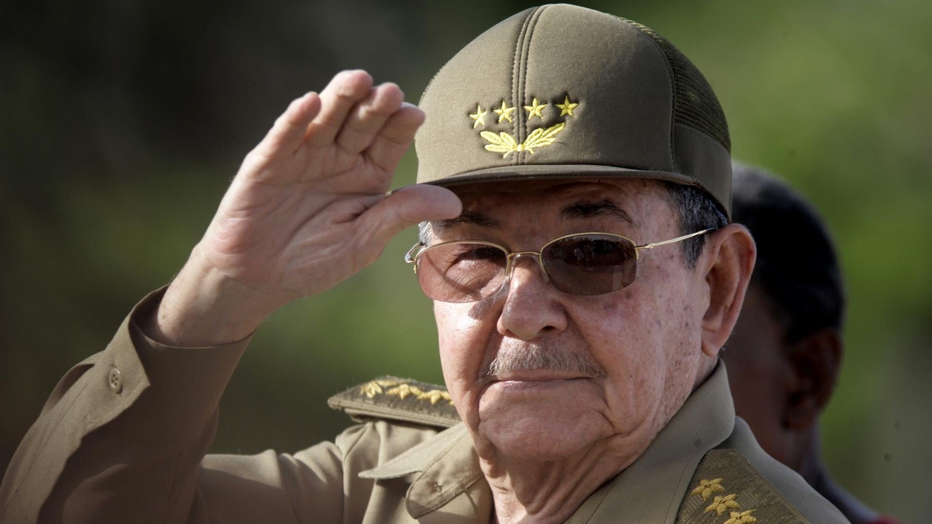 El silencio del régimen sobre Raúl Castro, según el analista, responde a “la necesidad de preparar los dispositivos de seguridad antes de comunicar cualquier desenlace”.