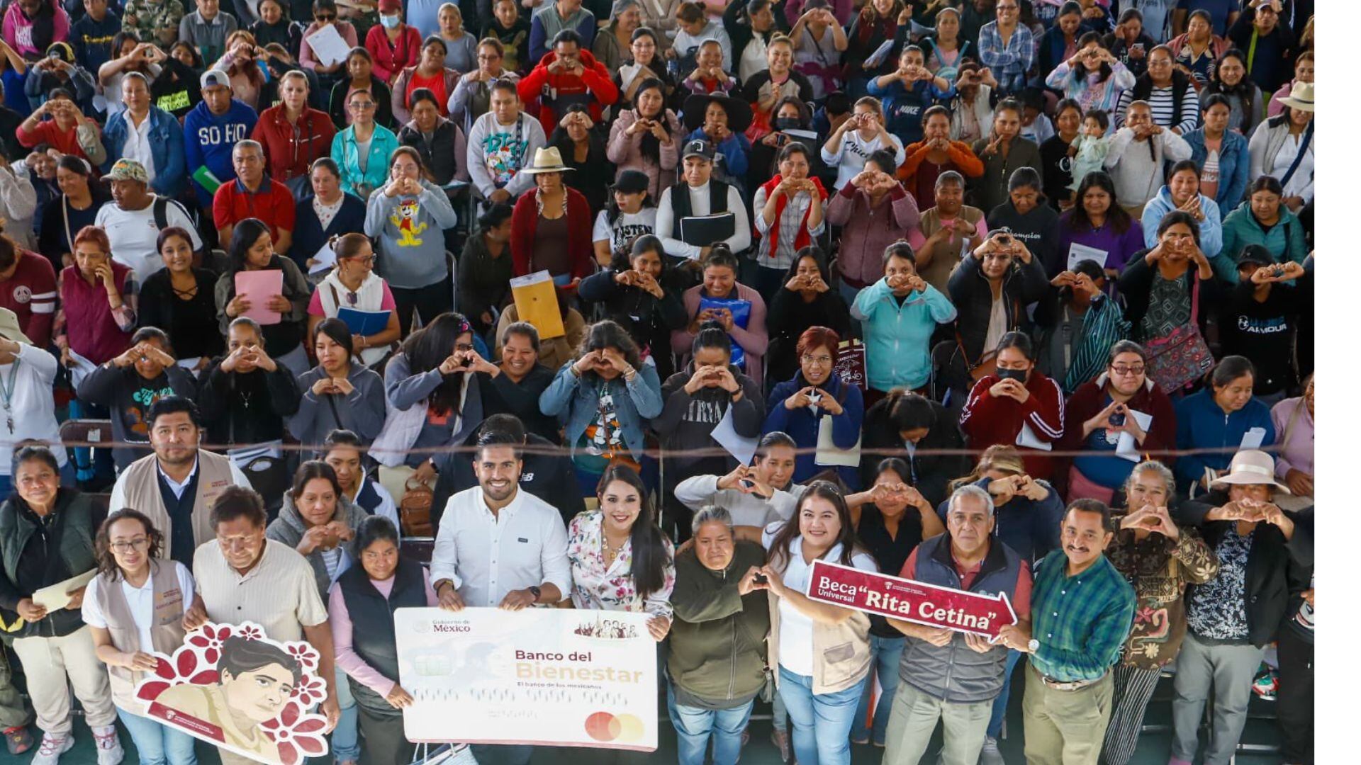 El registro que se abrirá en septiembre para incorporarse a la beca será únicamente para alumnos de secundaria (X@TonantzinFdz)