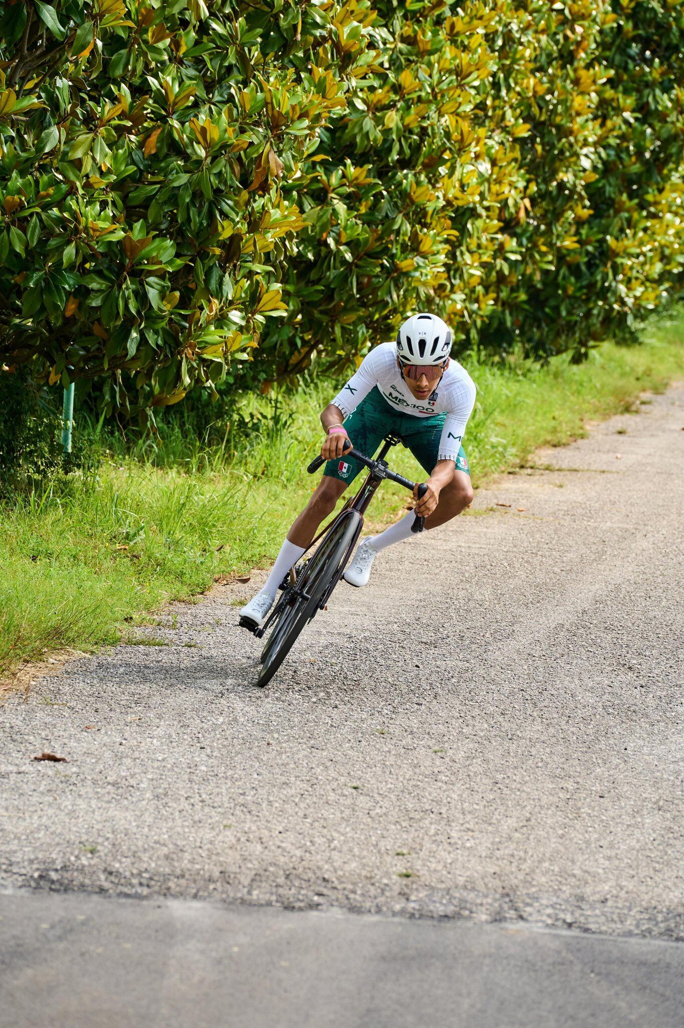 Tras destacar en la Olimpiada Nacional 2023 y obtener medallas en campeonatos nacionales, logró un lugar destacado en el Mundial Junior de Ruta 2025 en Ruanda, convirtiéndose en el mejor latinoamericano de la prueba. (X: @ar_procycling)