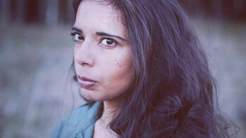 La artista rusa Jenny Curpen