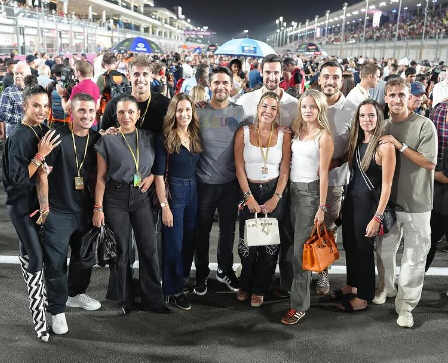 Jessica Aïdi Verratti, Marco Verratti, Aline Brum, Javier Martínez, Ana Boyer, Fernando Verdasco, Alba Silva, Sergio Rico, Melanie Cañizares, Joselu Mato, Sara Campeny y Marc Muniesa Martinez (@javi8martinez).