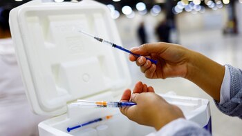 Cofepris autorizó vacuna contra Covid