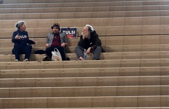 Partidarios de Tulsi Gabbard en