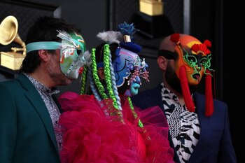 Además de los documentales sobre