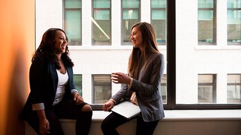 Para incorporar la perspectiva de