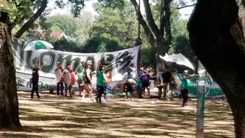 La barra disidente con los