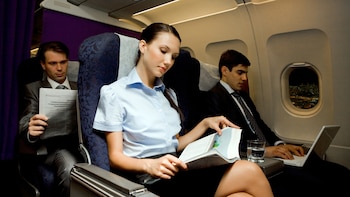 Saluda a tu compañero de