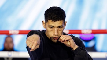 Dmitry Bivol abierto a pelear