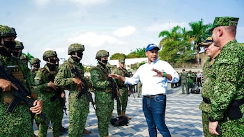 El alcalde Yahir Acuña sostuvo que la política de seguridad local combina la intervención policial con programas de prevención social. (Alcaldía de Sincelejo)