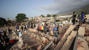 Los españoles fallecidos por el terremoto de Venezuela suben a seis, mientras se mantienen los 133 desaparecidos
