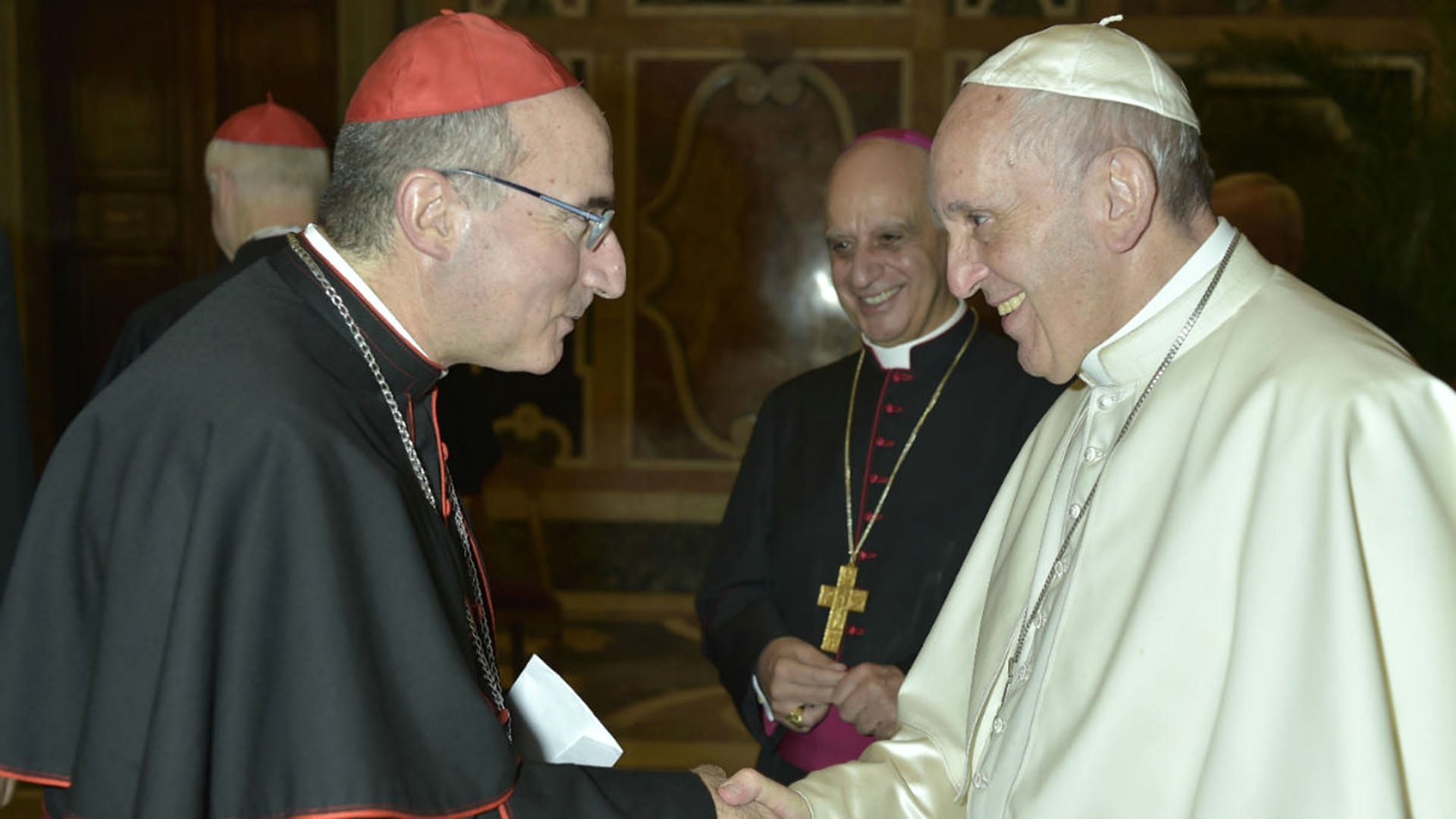 El cardenal Daniel Sturla junto al Papa Francisco durante un encuentro en Roma, en 2017 (Servizio Fotografico / L'Osservatore Romano / ICM)