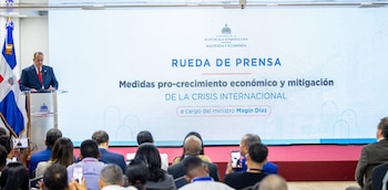 Gobierno dominicano someterá al Congreso Nacional un proyecto de ley con una estrategia de nuevos ingresos como respuesta a las presiones de crisis internacional (Cortesía Presidencia RD).