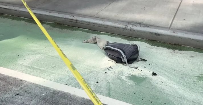 Un hombre de 63 años se prendió fuego en el vestíbulo del edificio 315 Hudson Street, donde funcionan oficinas de Google en Nueva York (Captura de video)