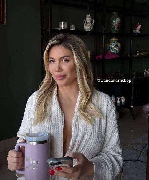 La reacción de Wanda Nara frente al escándalo entre la China Suárez y Benjamín Vicuña (Instagram)