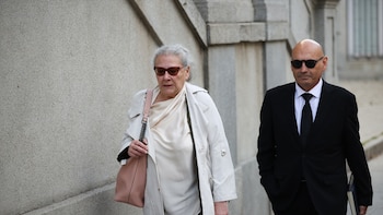 El exjuez del 11-M y abogado de la empresaria que llevó 90.000 euros a la sede del PSOE inicia una nueva etapa profesional en el despacho de Cospedal
