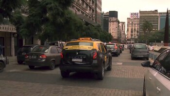 Los taxistas solidarios que trasladan pacientes con Covid