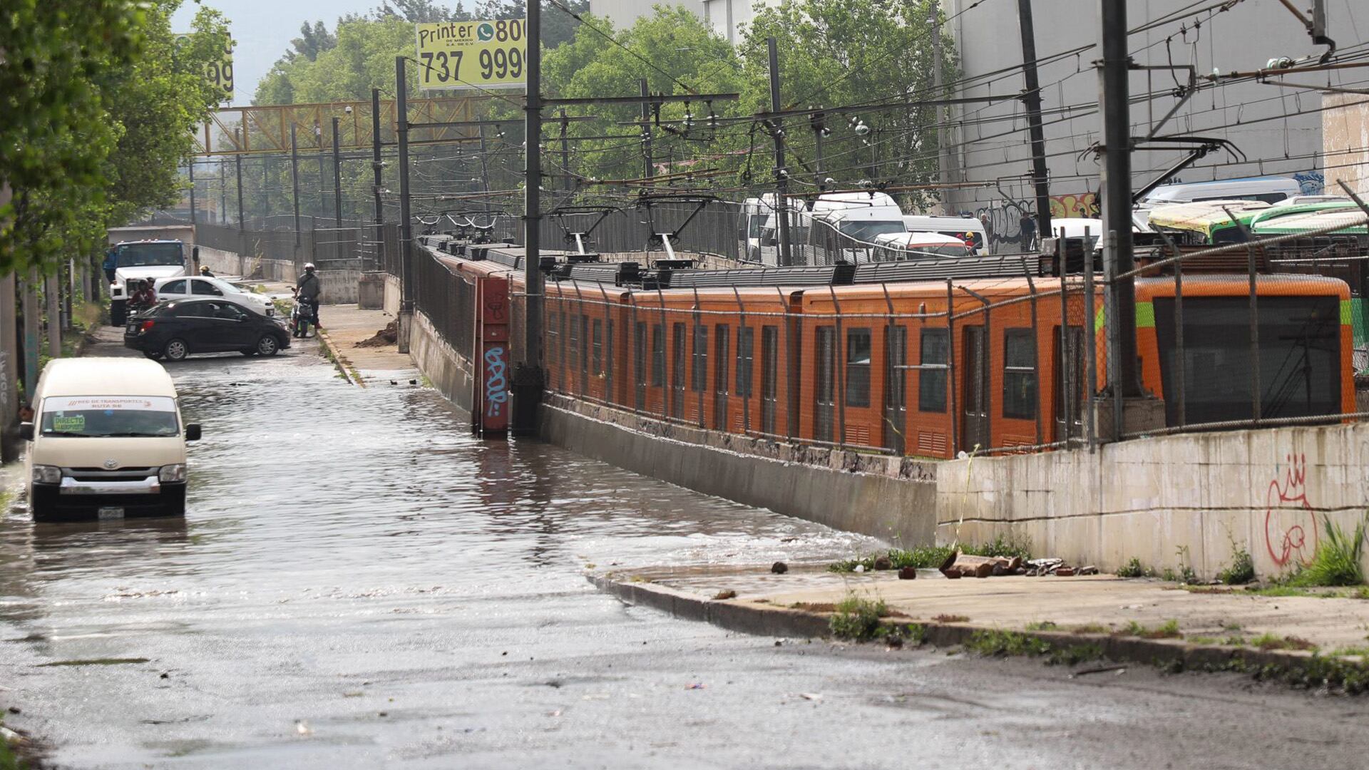 Suspensión de servicio en Línea A por lluvias. Crédito: Cuartoscuro.