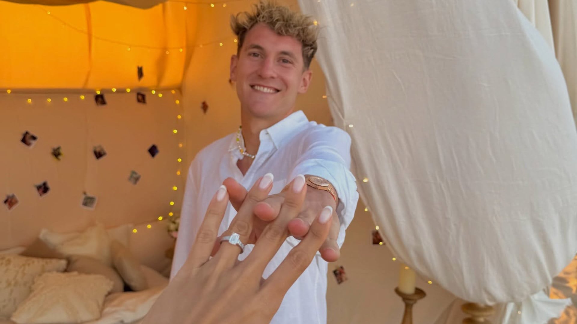 Facundo Colidio muestra el anillo de compromiso que le regaló a su futura esposa, Clara Muzzio (Instagram)