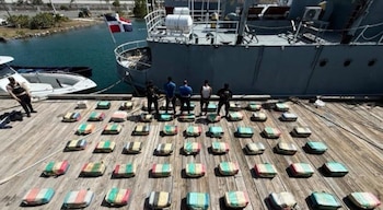 En el frente del narcotráfico, la fuerza pública incautó 14.634 kilogramos de cocaína y ubicó 11 laboratorios de clorhidrato de cocaína y 103 de pasta base de coca - crédito prensa Fuerzas Militares