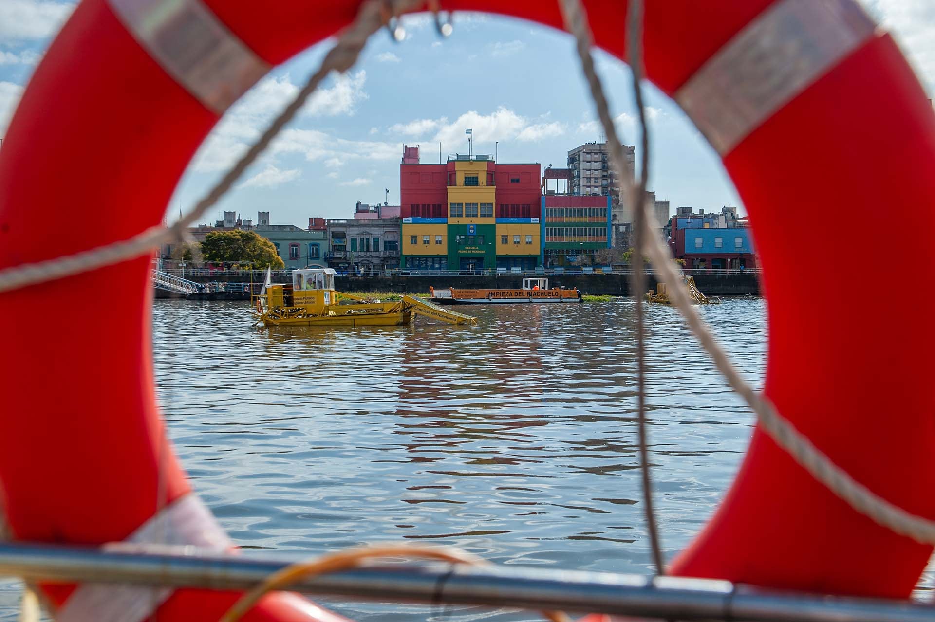 El Riachuelo, agua e historia. (Jaime Olivos)