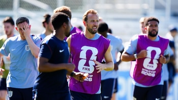 Detienen a dos hombres acusados de perpetrar el robo a la selección de Inglaterra