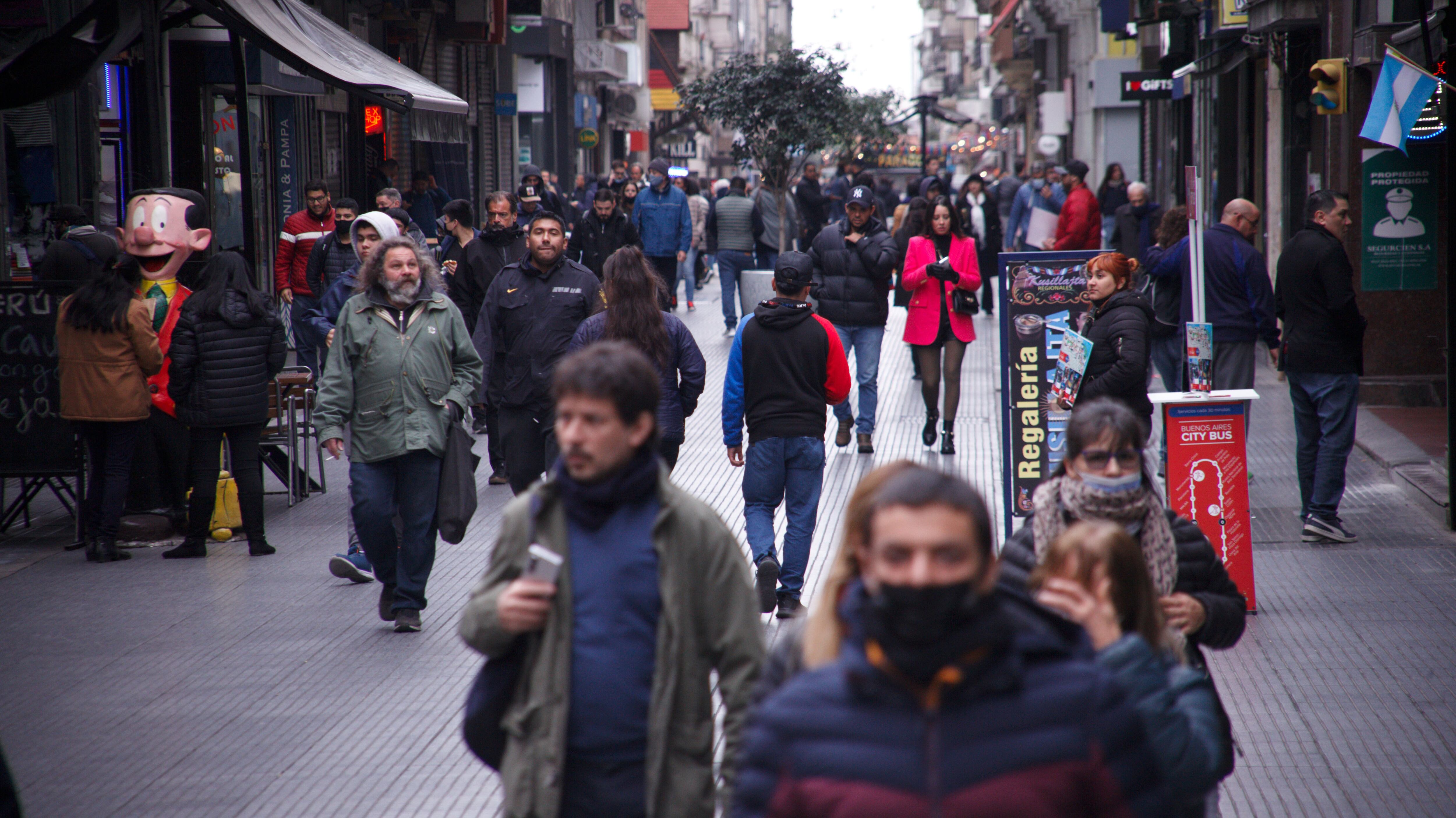 Tasas nominales anuales y efectivas mensuales muestran ajustes que impactan en la rentabilidad de las inversiones (Roberto Almeida)