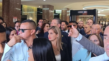 Gobierno de Costa Rica y diputados oficialistas denuncian oficialmente a jueces de la Sala Constitucional