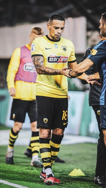 Alexander Callens sumó su segunda