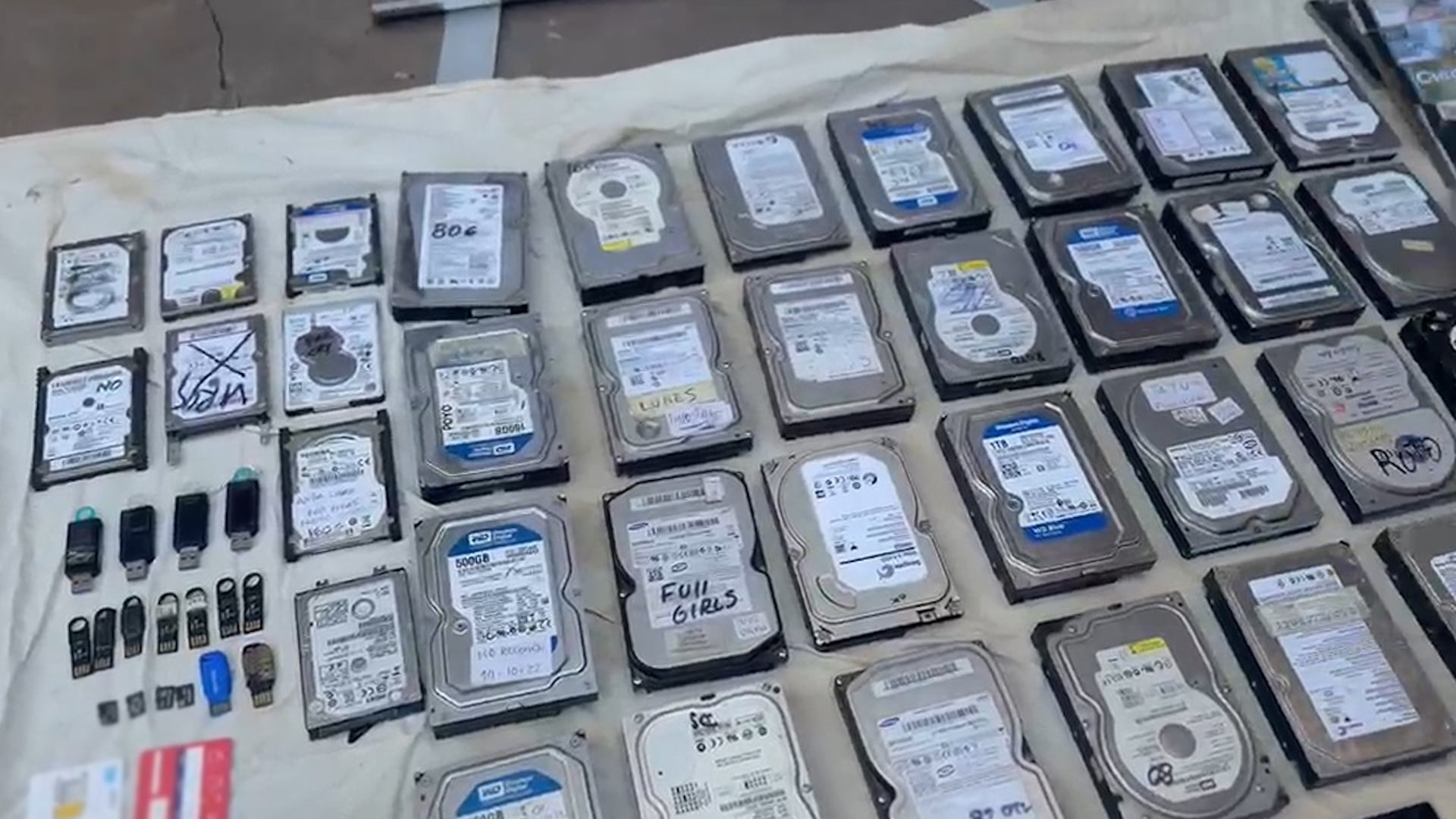 Los discos rígidos y las memorias USB secuestradas