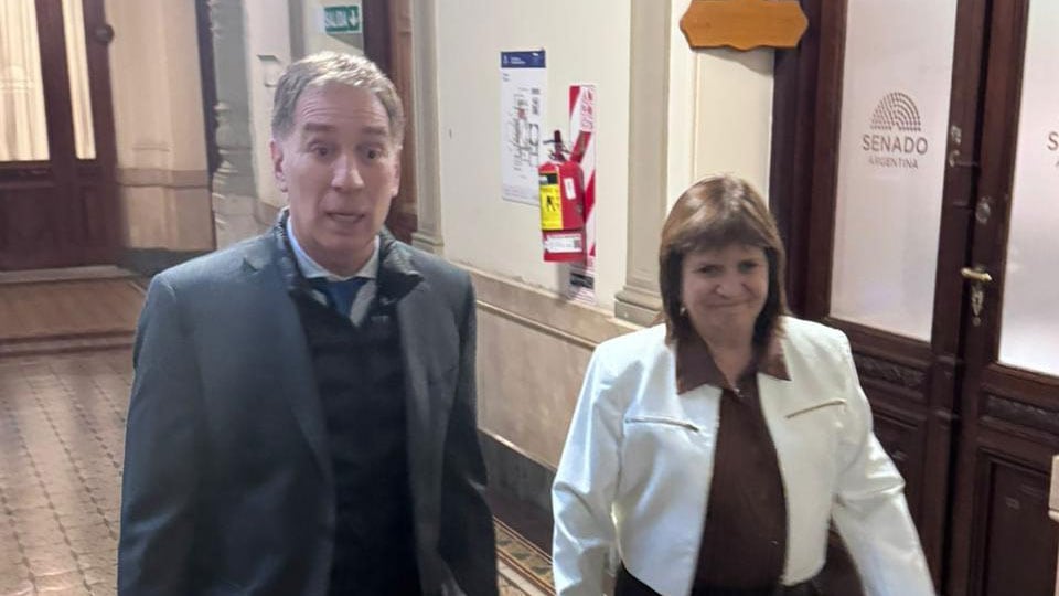 Patricia Bullrich junto a Diego Santilli. Movida para empezar a negociar con aliados