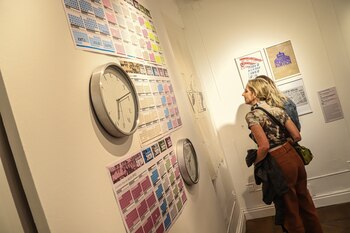 Hugo Vidal presenta una instalación