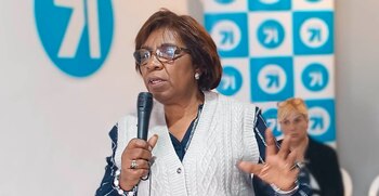 La senadora del oficialista Partido