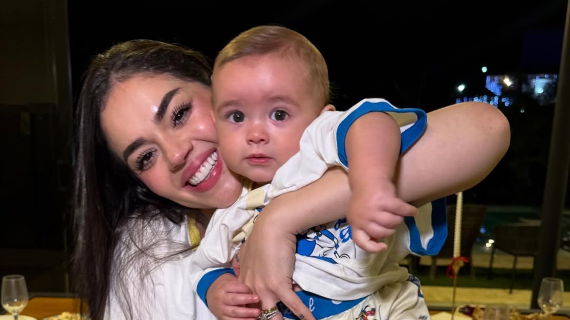 La Segura reveló que le está buscando colegio a su hijo de 11 meses - crédito @la_segura/ Instagram
