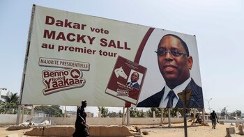 La oposición de Senegal rechaza