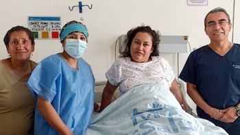 Joven recupera la esperanza de ser madre tras compleja cirugía por extraña anomalía congénita