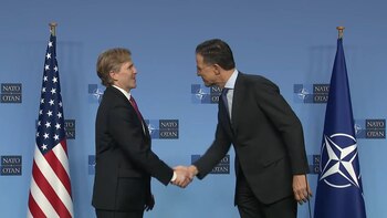 EEUU rebaja el tono con