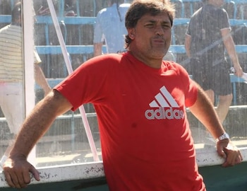 Claudio Zacarías, en cancha de