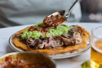 Taco de costra de rib eye de La Once Mil (Cedida)