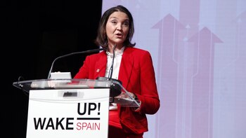 La ministra de Industria, Comercio
