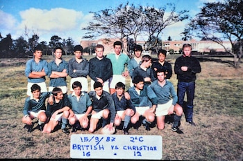 Gustavo con su equipo de
