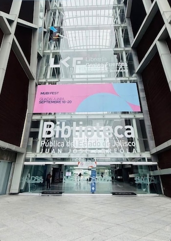 La Cineteca Universidad de Guadalajar está lista para recibir durante tres días una selección de películas que incluye anime, cine mexicano y eventos internacionales en el MUBI Fest 2026. (Instagram/ @mubimexico)