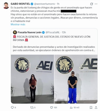 Captura de pantalla de un tuit que muestra a una mujer con cabello largo y un hombre con playera negra, ambos arrestados, frente a logos oficiales