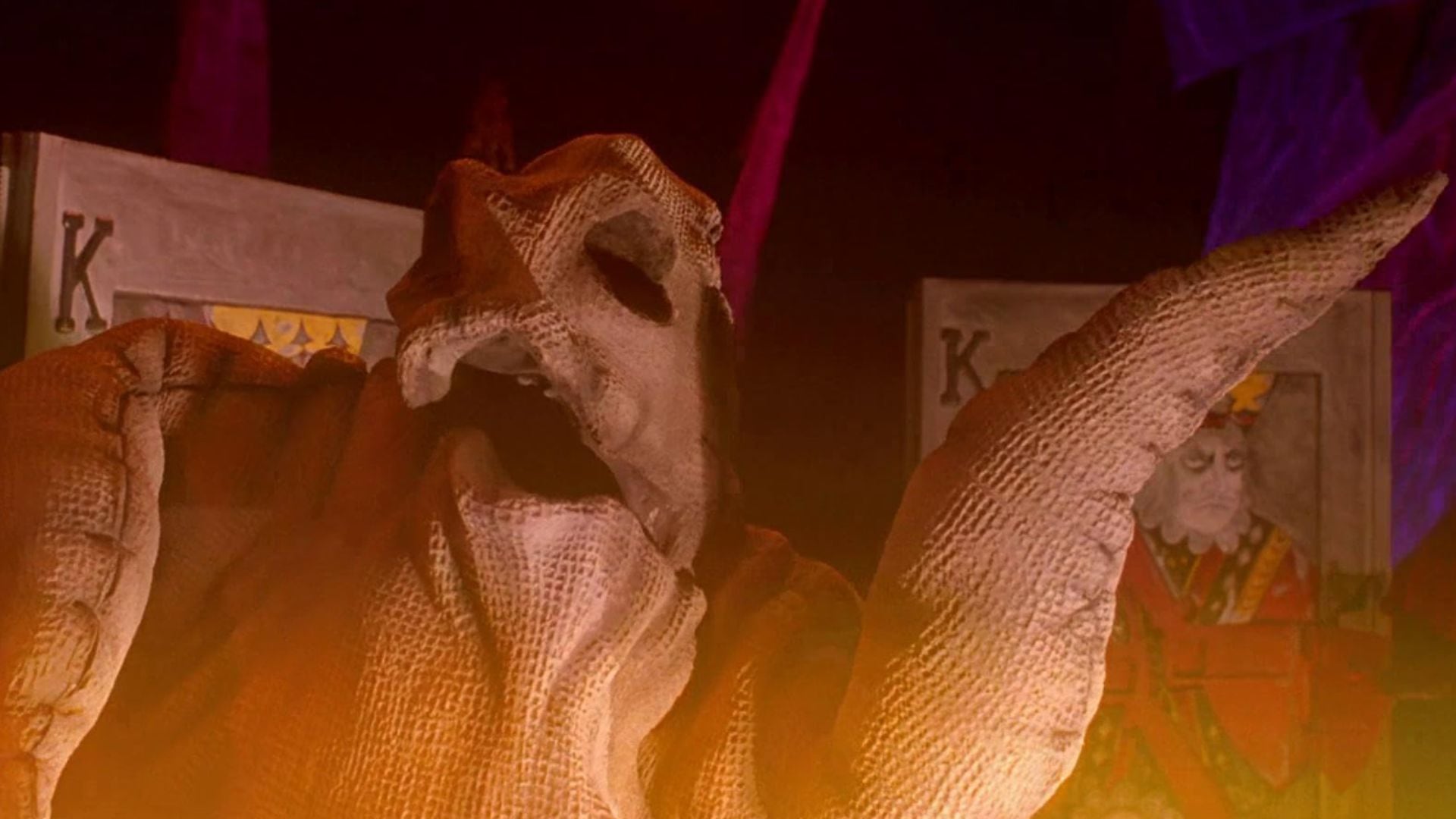 Oogie Boogie, de 'El extraño mundo de Jack', aporta un tono oscuro y festivo, rompiendo los códigos tradicionales de los villanos navideños (foto: Captura/IMDb)