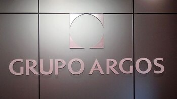 Grupo Argos se defendió de los señalamientos de Gustavo Petro sobre desplazamientos y despojos: esto dijo