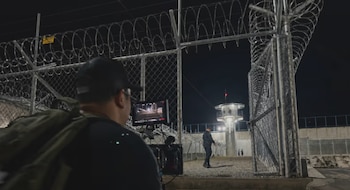Las cámaras de Brasil Paralelo viajaron a El Salvador para comprender cómo el país superó a las facciones criminales (Cortesía Brasil Paralelo).